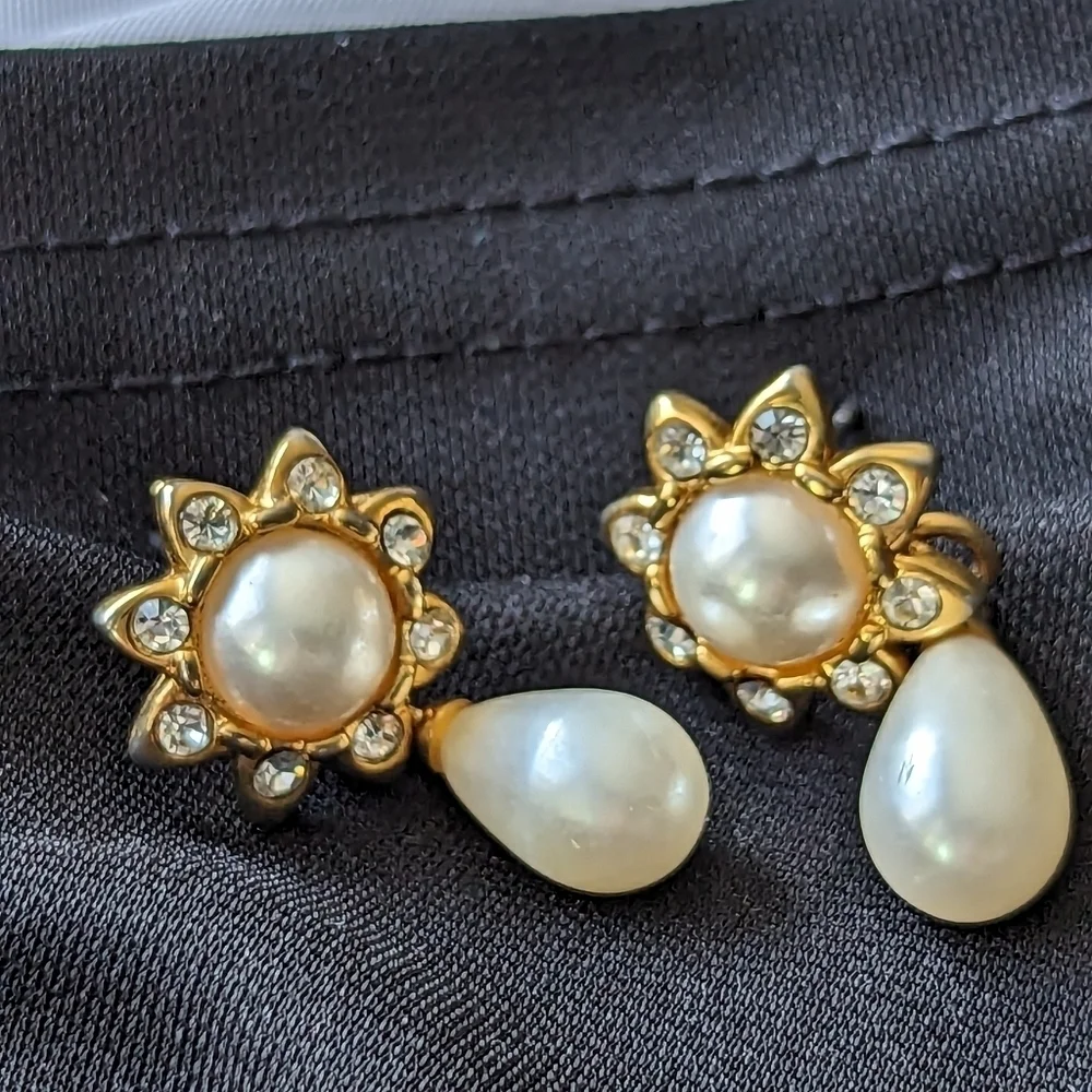Richelieu Vintage Faux Pearl Diamond Earrings drop floral pearls post ba…